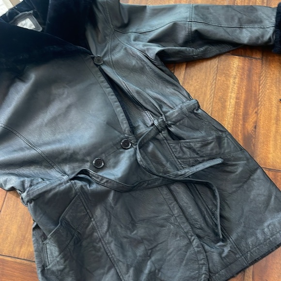 Vintage Jacqueline Ferrar black Leather Faux Fur Hooded Hood belted coat size XL - Picture 14 of 17
